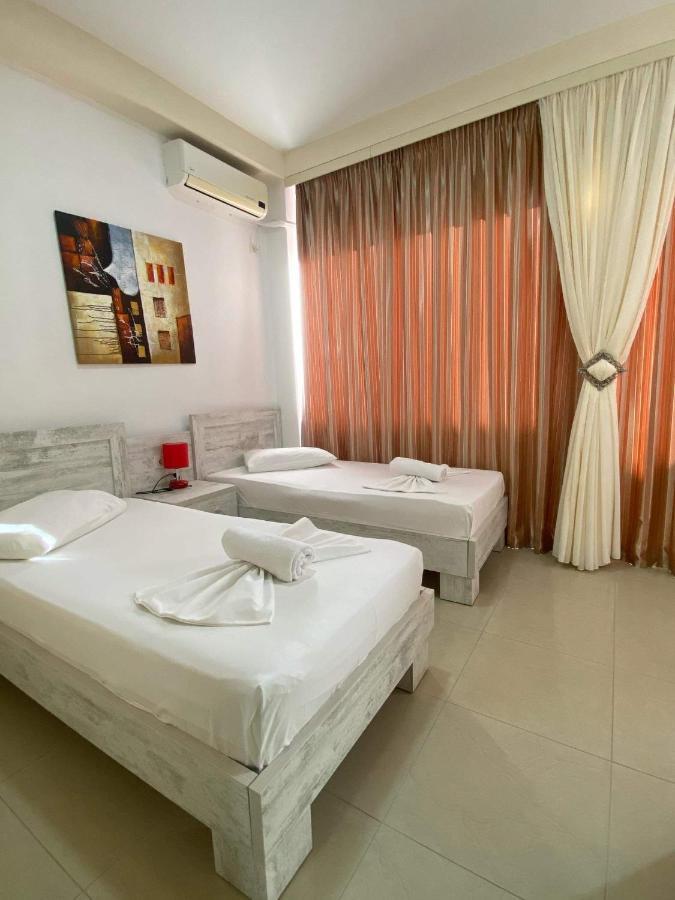 Apartamente Berti'S Garden Sarande Ngoại thất bức ảnh