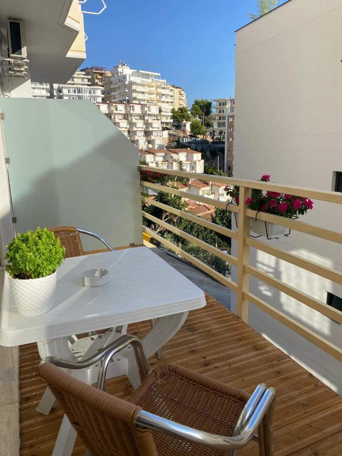 Apartamente Berti'S Garden Sarande Ngoại thất bức ảnh