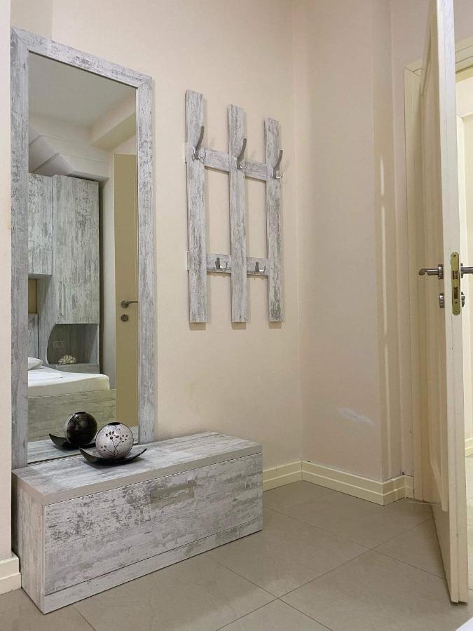 Apartamente Berti'S Garden Sarande Ngoại thất bức ảnh