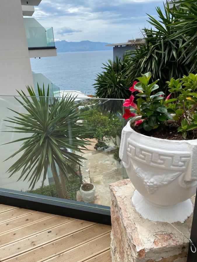 Apartamente Berti'S Garden Sarande Ngoại thất bức ảnh