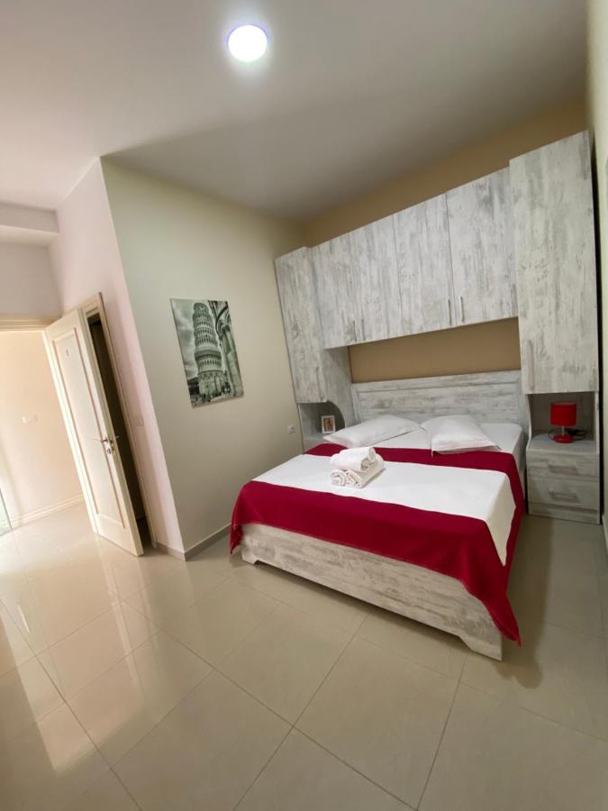 Apartamente Berti'S Garden Sarande Ngoại thất bức ảnh